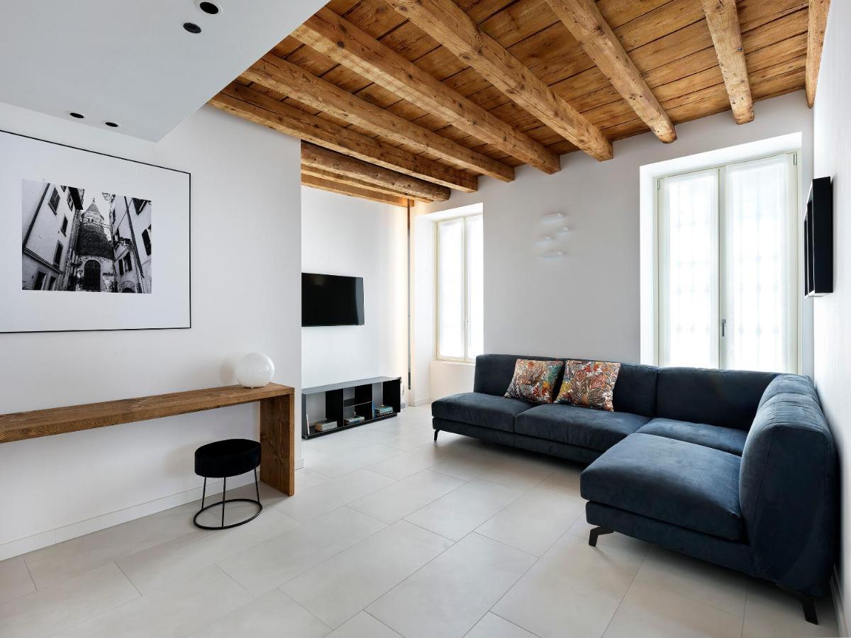 Sg9 City Apartments Бреша Екстериор снимка