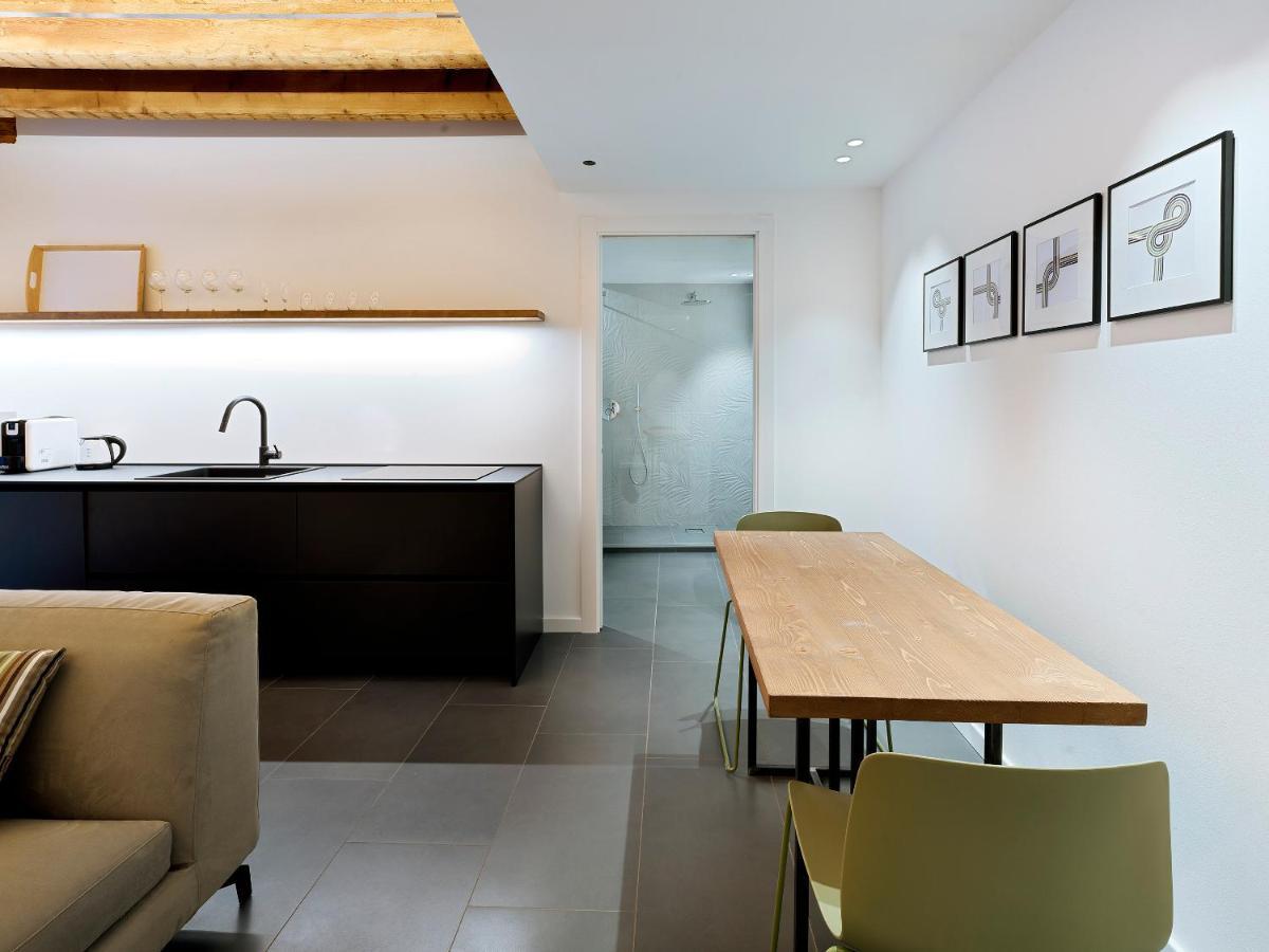 Sg9 City Apartments Бреша Екстериор снимка